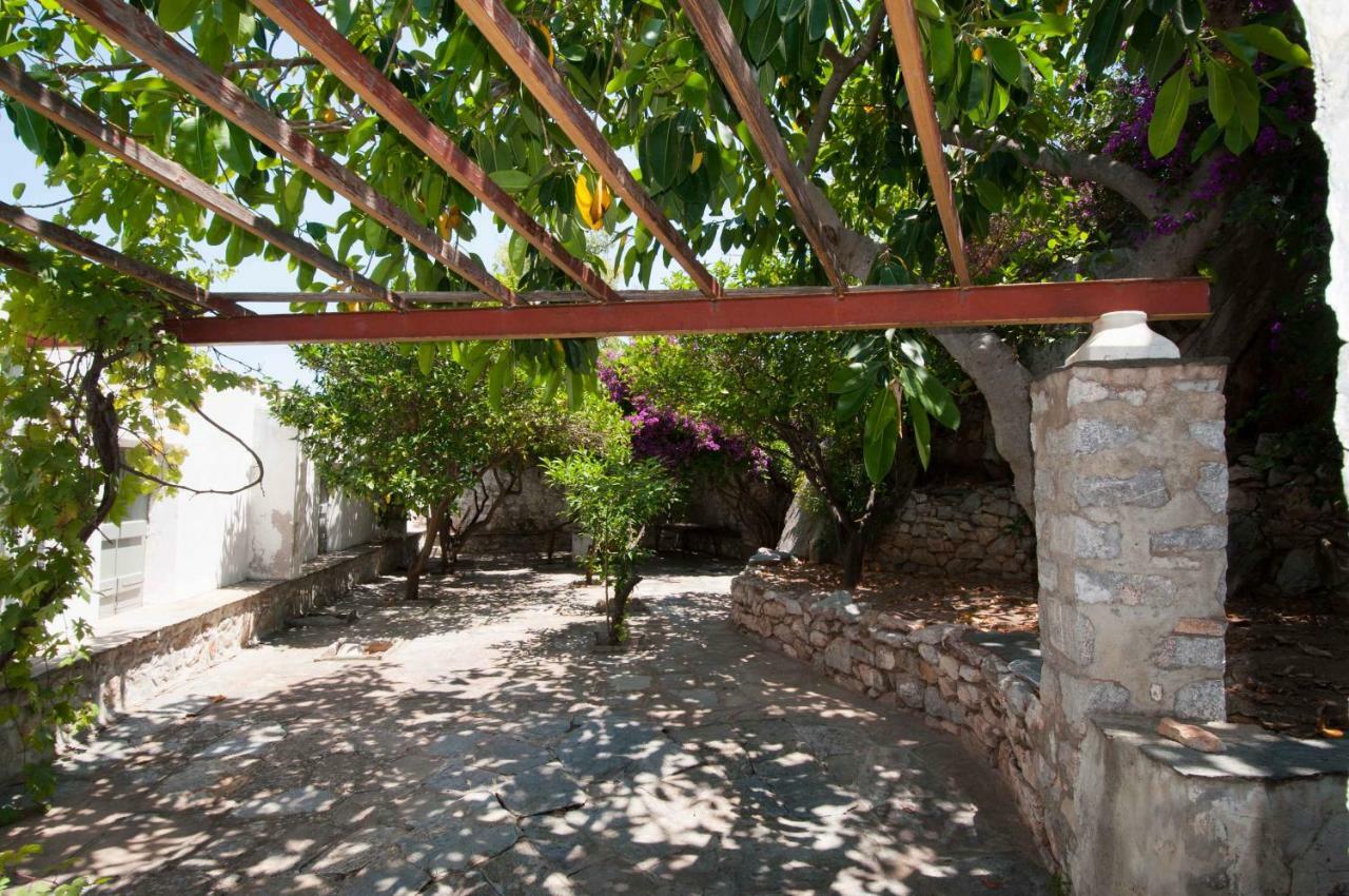 Rallou House Hydra Exterior photo