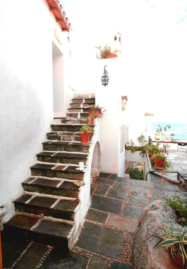 Rallou House Hydra Exterior photo